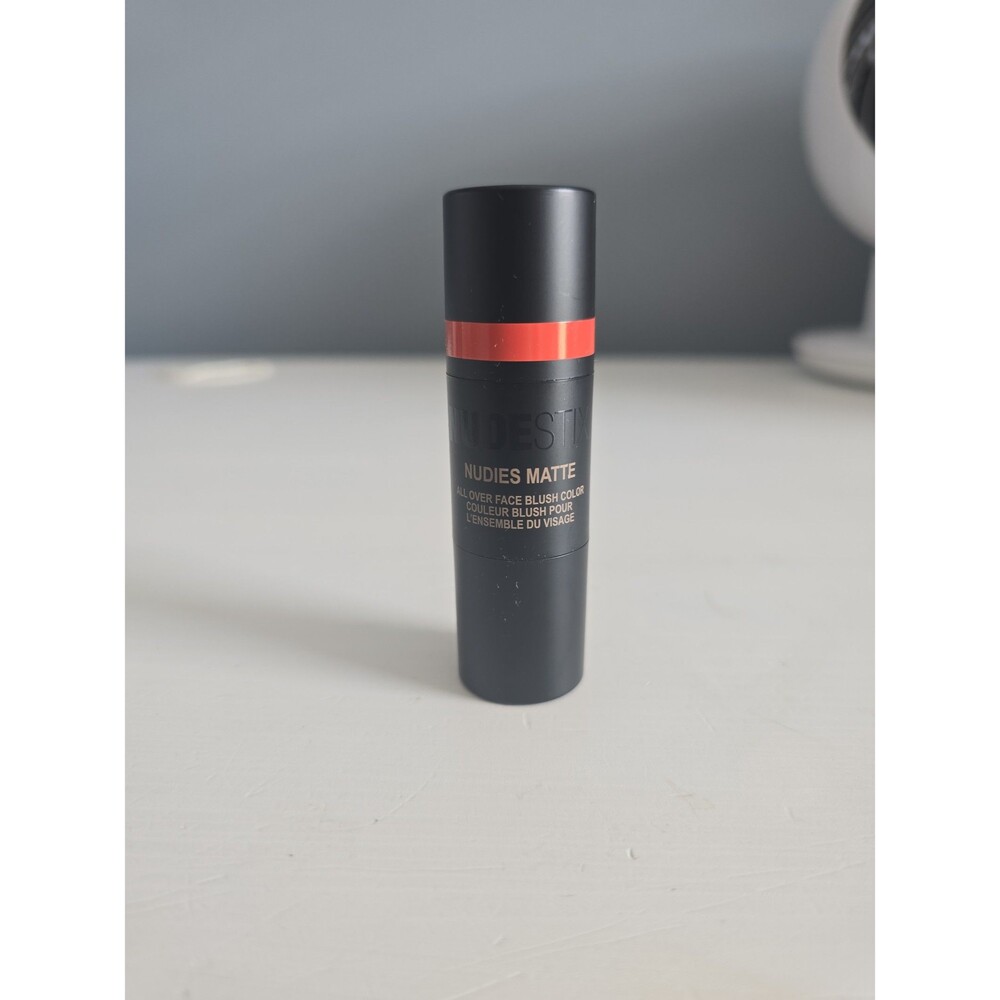 NUDESTIX Nudies Matte Face Blush with Built In Brush NEW